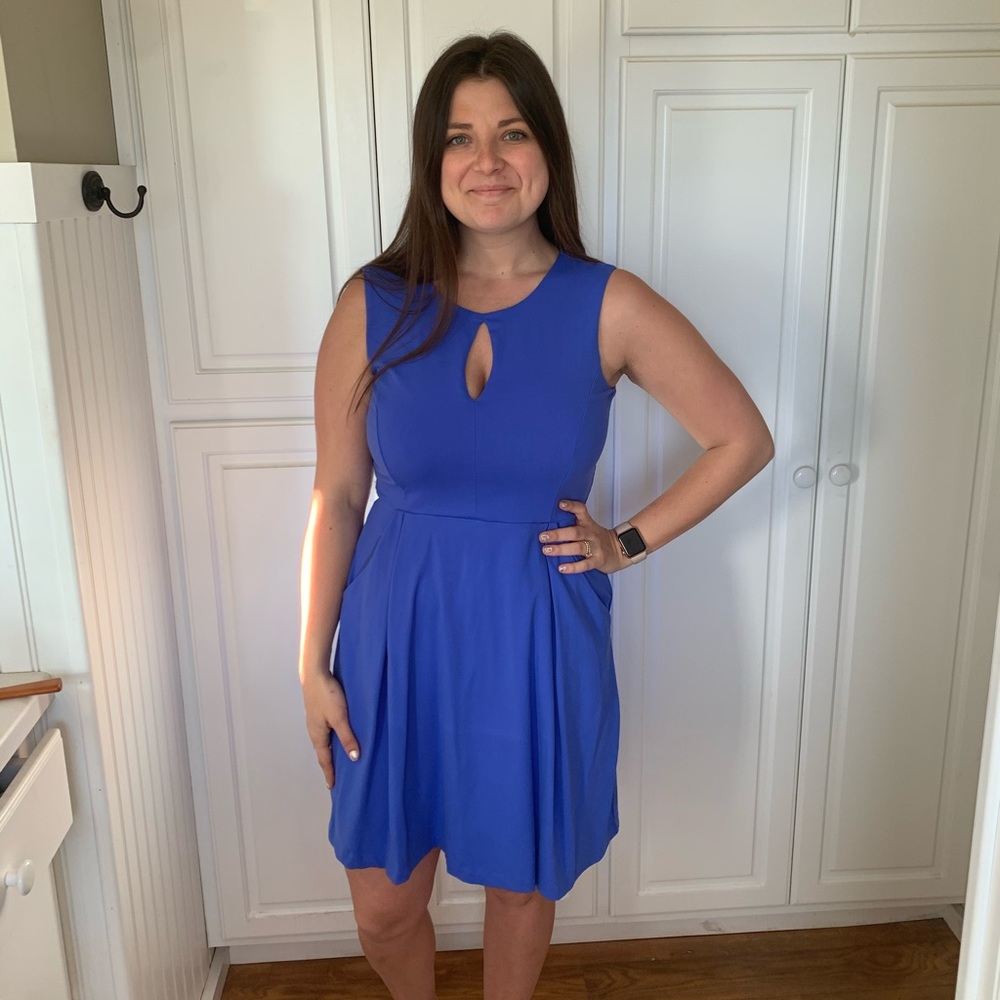 Blue dress with pockets